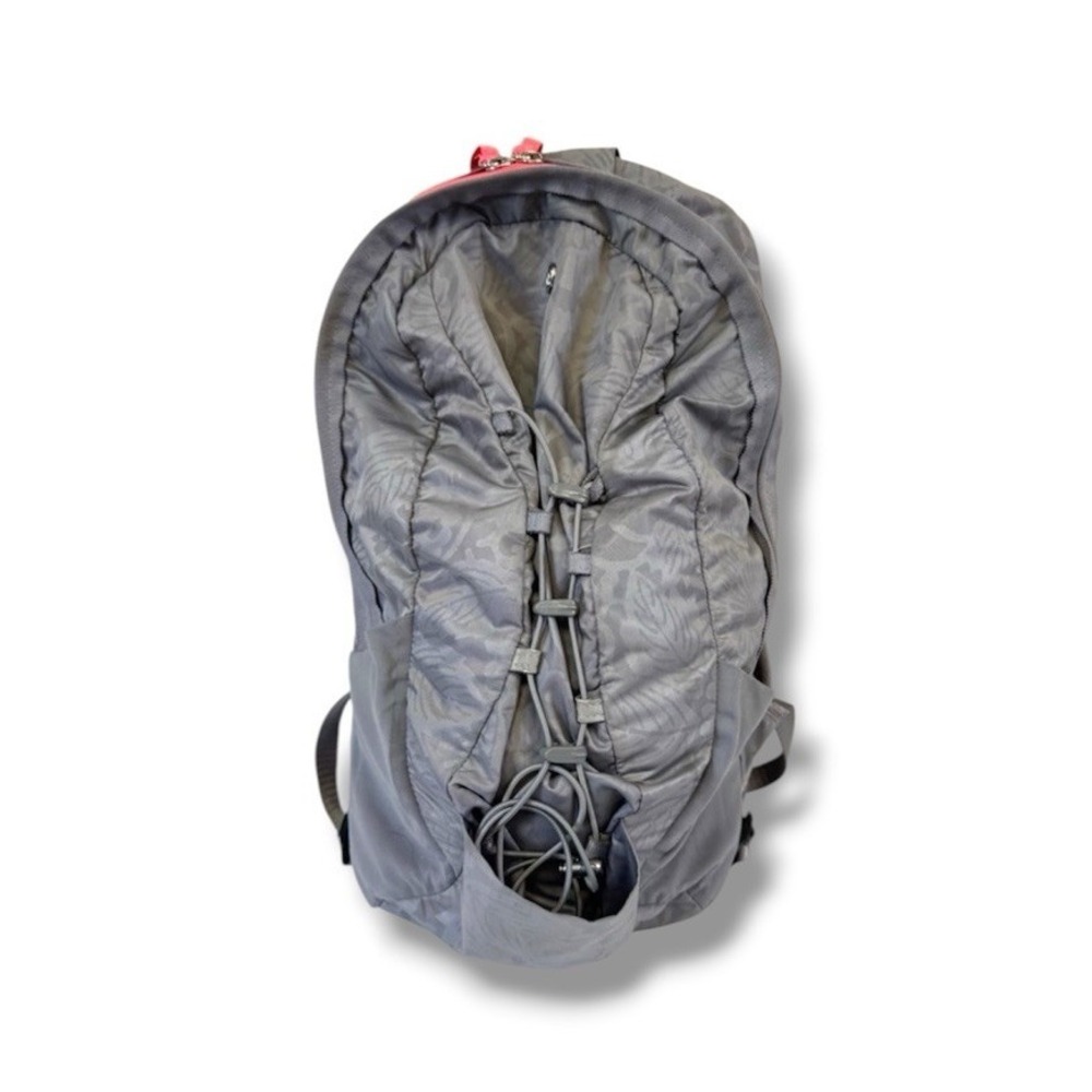Lululemon Run From Work Backpack Daypack Bag Gym, Hiking, Travel  Purple Padded